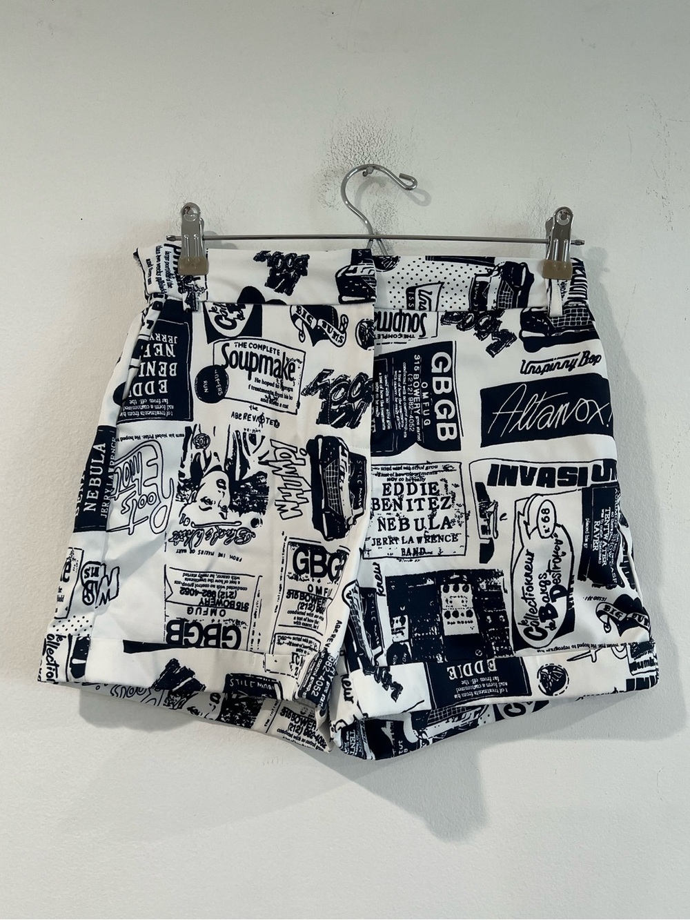 OVI Black & White Graphic Print Women's Shorts M